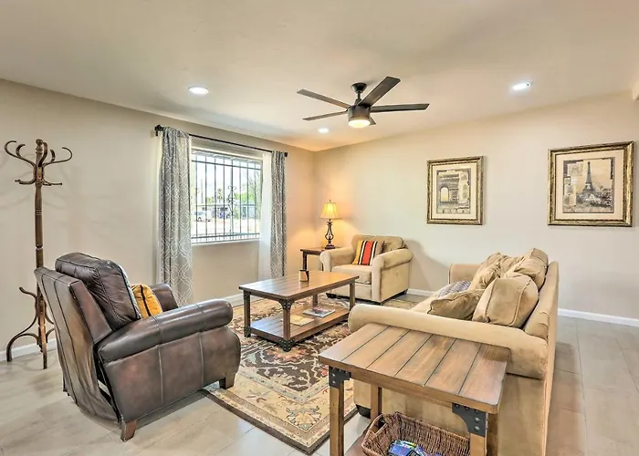 Getaway W/ Private Pool & Gas Grill! Holiday home